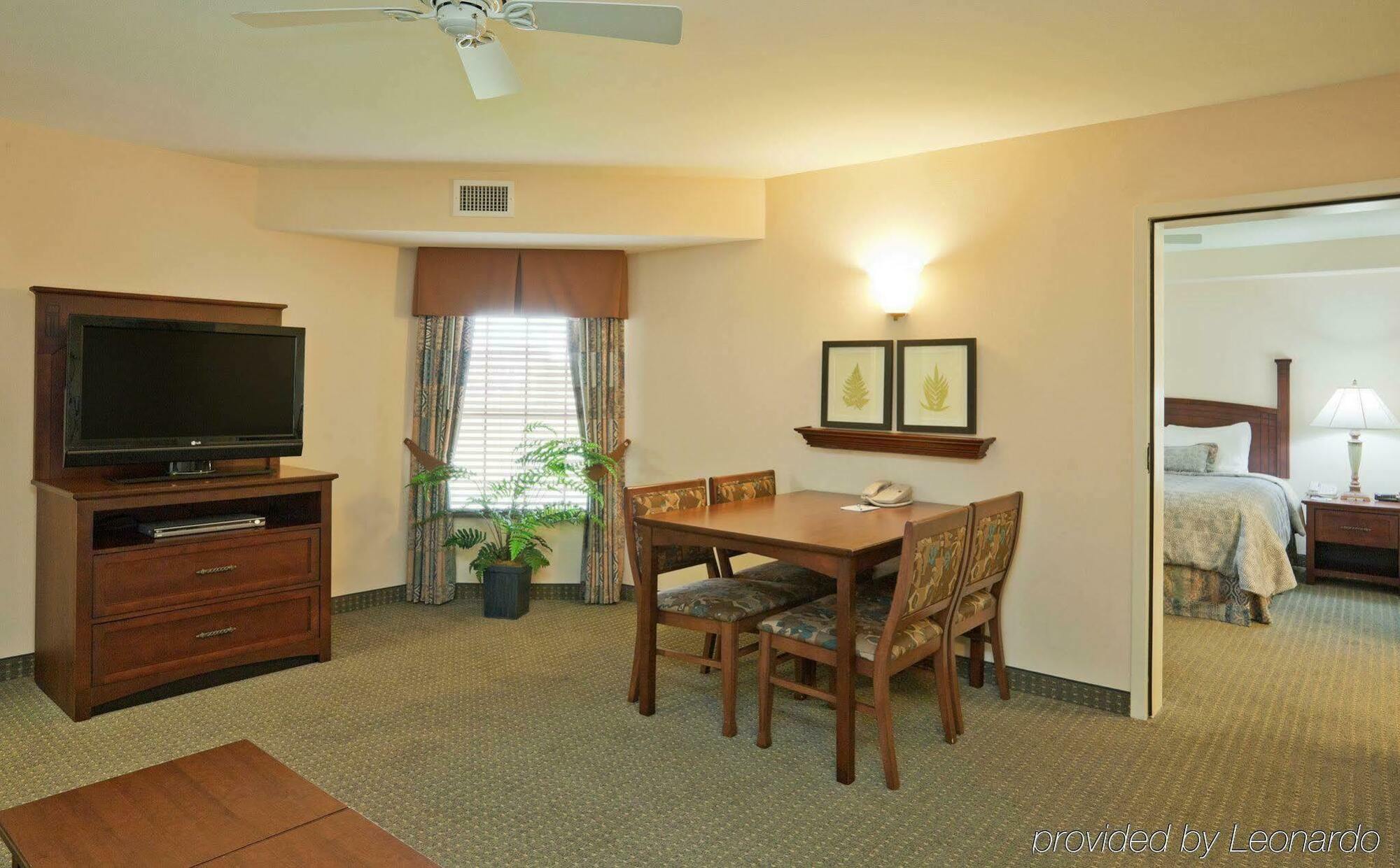 Homewood Suites By Hilton Montgomery Eastchase Номер фото