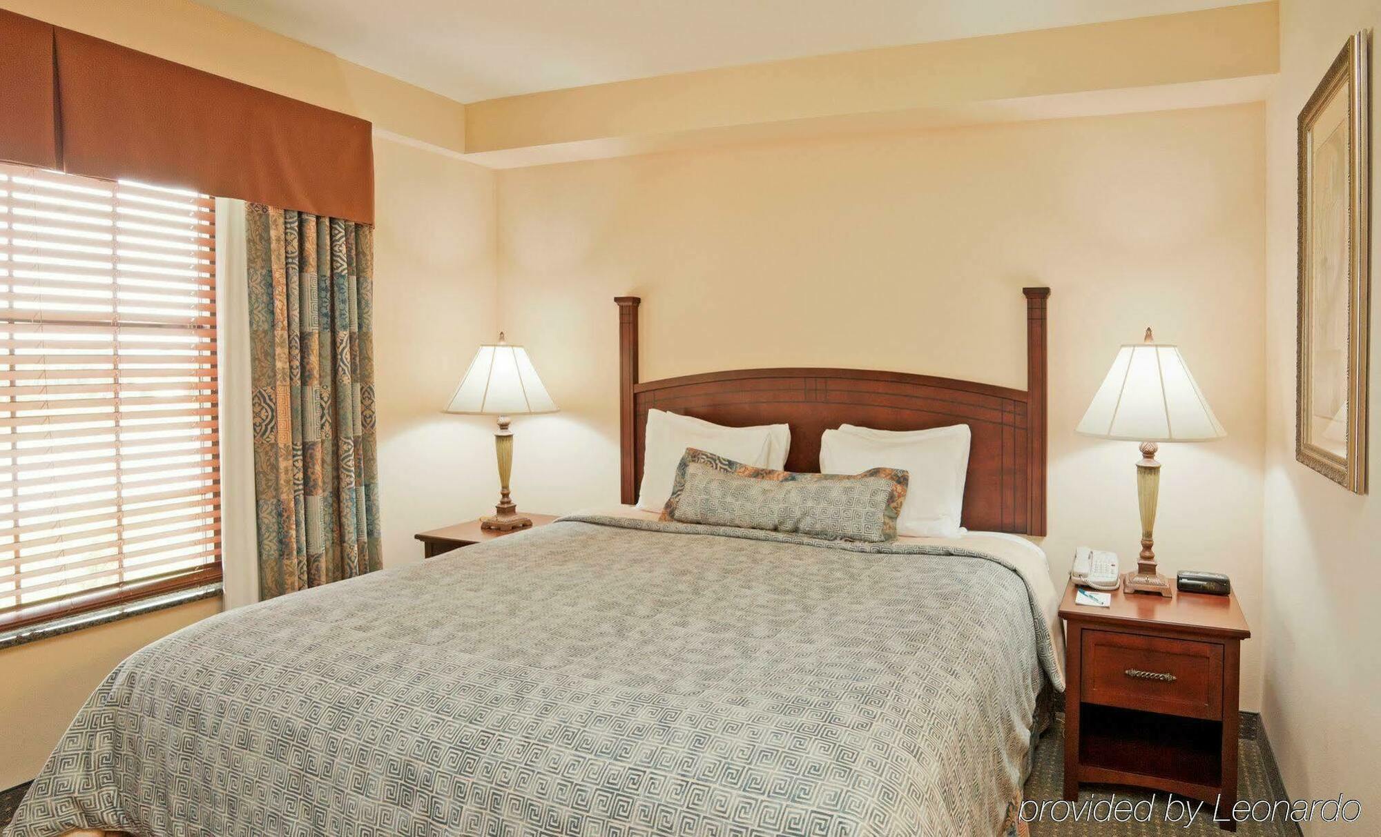 Homewood Suites By Hilton Montgomery Eastchase Номер фото